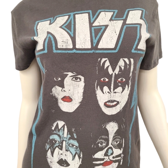 New with Tags KISS Band Tee size XS - Picture 3 of 7